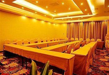 Nanchang Huayu New World Hotel Extérieur photo