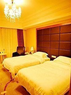 Nanchang Huayu New World Hotel Extérieur photo